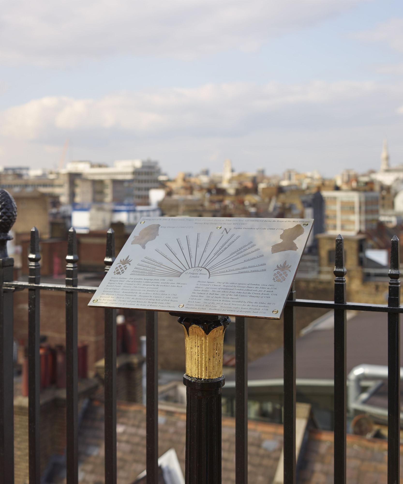 Batty Langley'S Hotel London Luaran gambar The plaque at the site of the first London Zoo